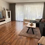 140 Qm Haus Ideal Fuer Familien Und Messebesucher Casa vacanze Heusenstamm