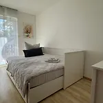 140 Qm Haus Ideal Fuer Familien Und Messebesucher Casa vacanze *
