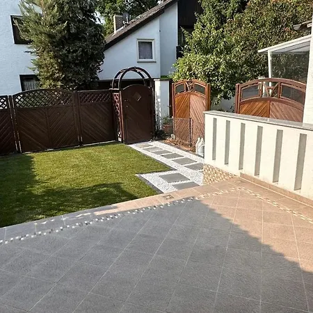 140 Qm Haus Ideal Fuer Familien Und Messebesucher Σπίτι διακοπών *