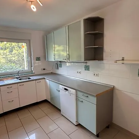 140 Qm Haus Ideal Fuer Familien Und Messebesucher * Heusenstamm