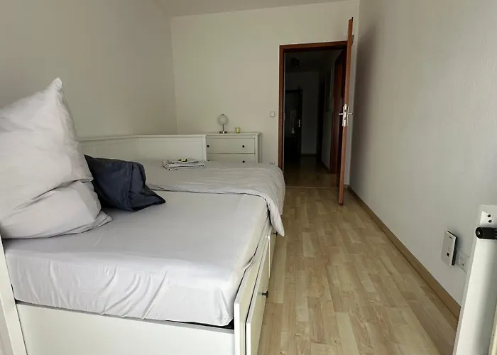 140 Qm Haus Ideal Fuer Familien Und Messebesucher * Heusenstamm